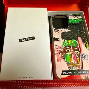 Style your iPhone 13 Pro Max with Basquiat!